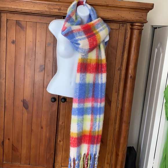 🌈American Eagle Aerie scarf 20”x90” Multicolor new beautiful scarf